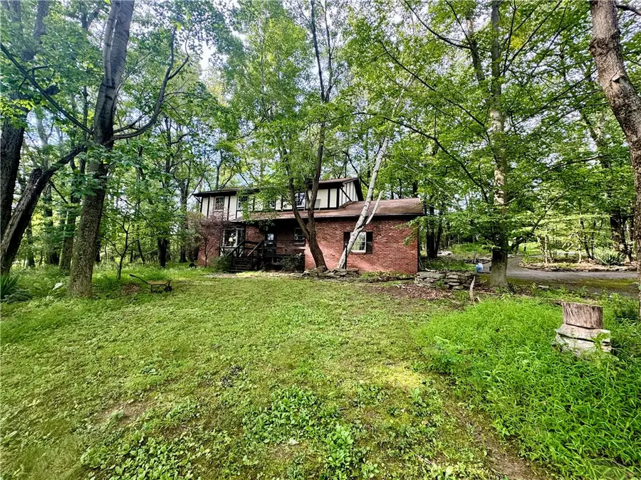 901 Stratford Rd, Ligonier, PA 15658 - #2