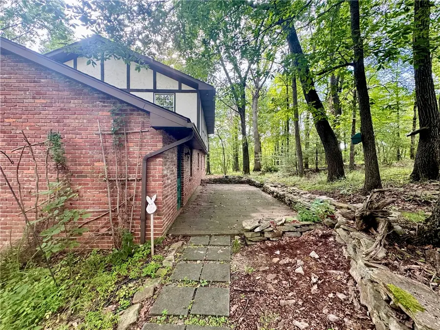 901 Stratford Rd, Ligonier, PA 15658 - #3