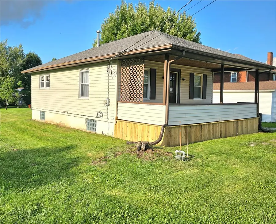 104 Keyline Dr, Beaver Falls, PA 15010 - #2