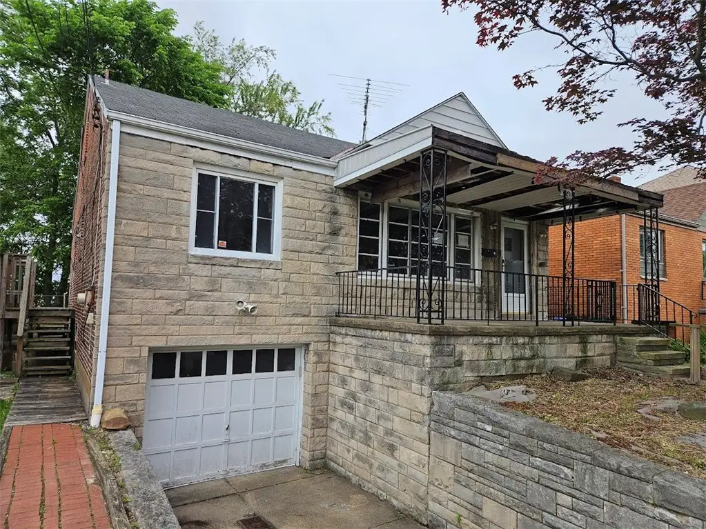 11 Fairfield Ct, Pittsburgh, PA 15201 - #1