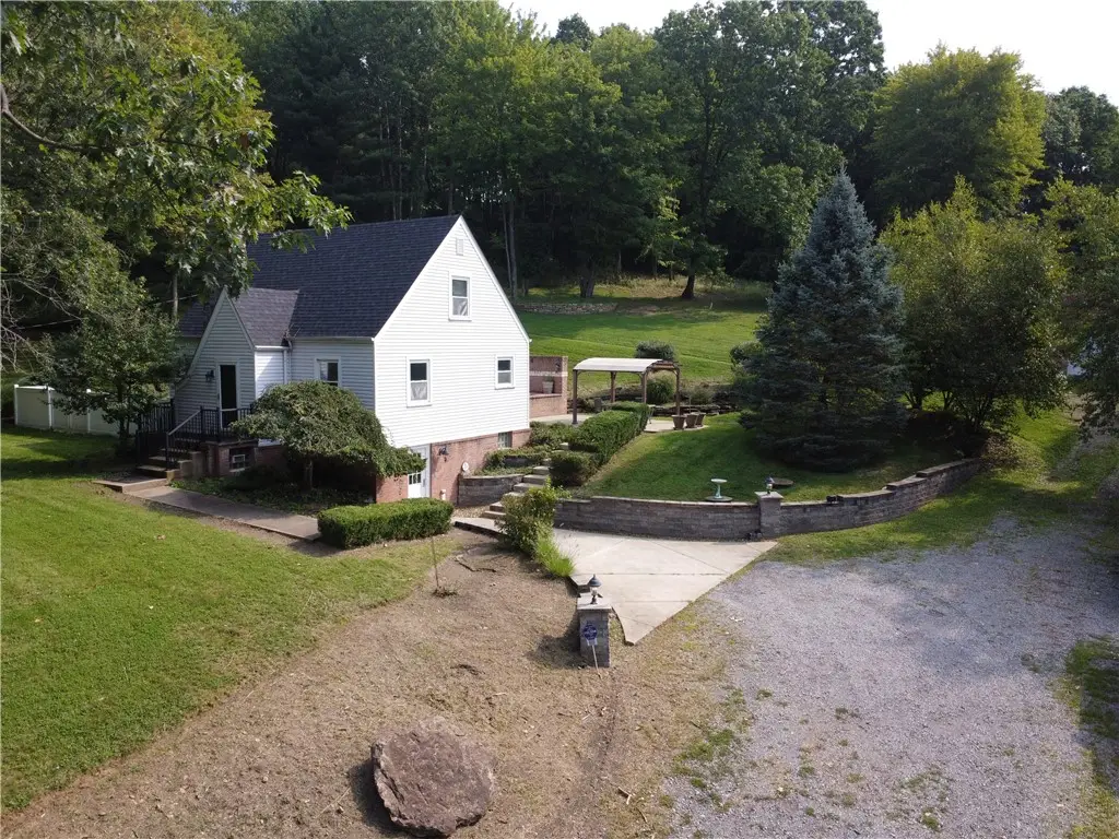 809 Franklin Rd, Mars, PA 16046 - #1