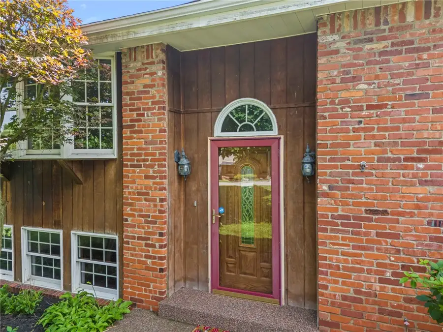 806 Longvue Drive, Houston, PA 15342 - #2