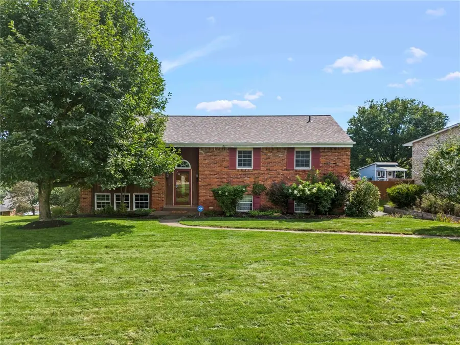 806 Longvue Drive, Houston, PA 15342 - #3