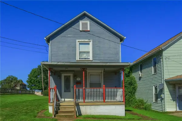 102 13th St, Ellwood City, PA 16117