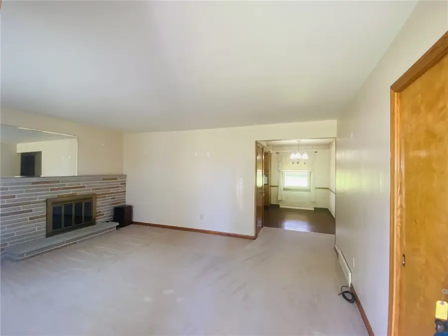 200 Mapeat Lane, New Castle, PA 16101 - #3
