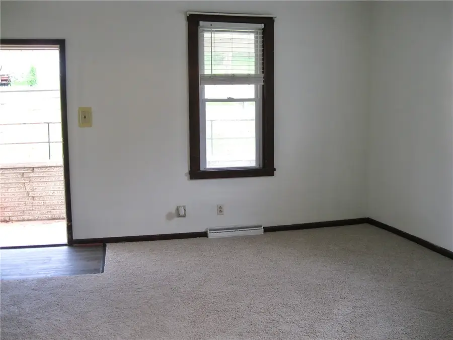 517 Sewickley Ave, Herminie, PA 15637 - #3