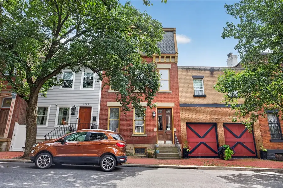 1327 Sheffield St, Pittsburgh, PA 15233 - #2
