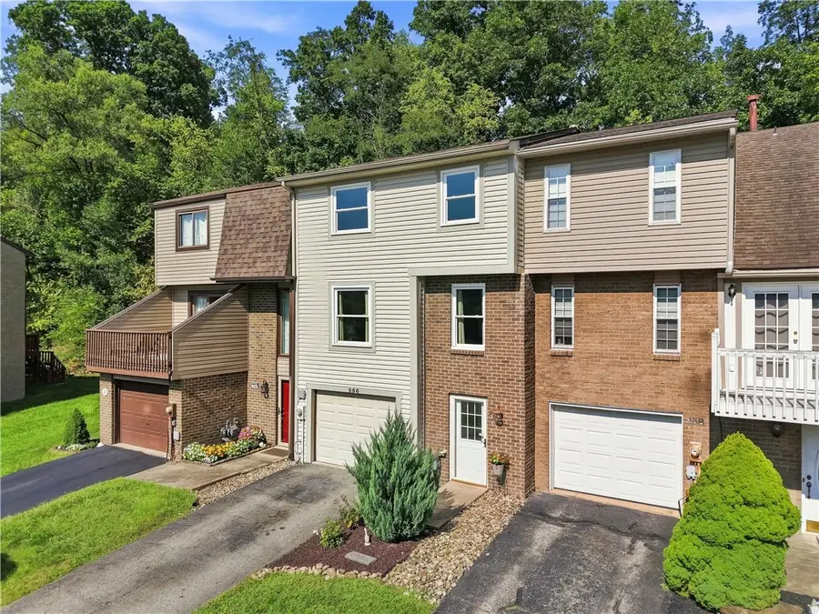 256 Timber Dr, Trafford, PA 15085 - #2