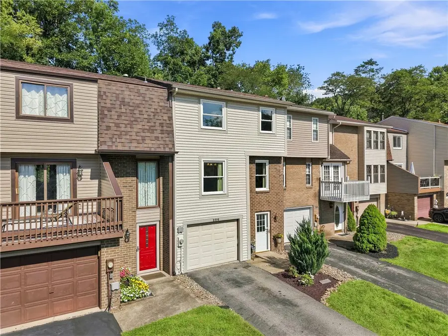 256 Timber Dr, Trafford, PA 15085 - #3
