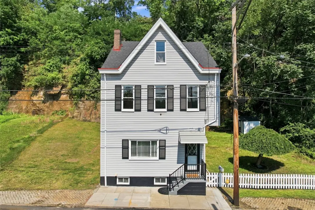 1042 Goehring St, Pittsburgh, PA 15212 - #1
