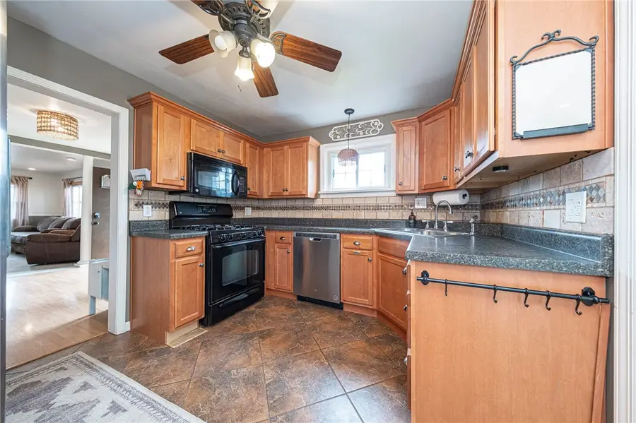 104 Murrysville Rd, Trafford, PA 15085 - #3