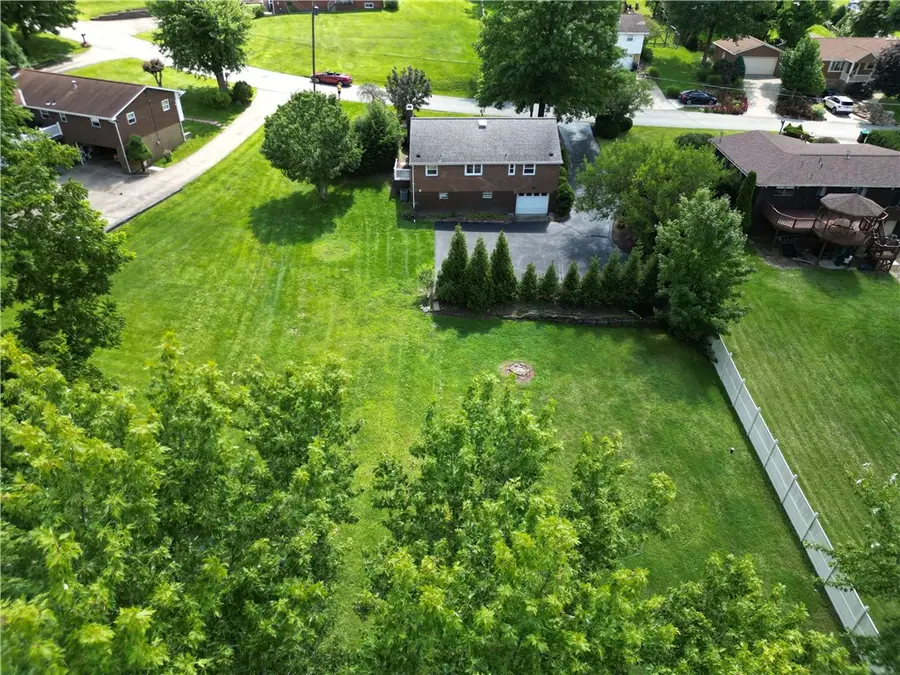 7111 Gayle Drive, Finleyville, PA 15332 - #2
