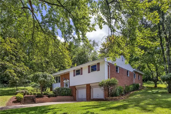 2965 E Elfinwild Rd, Allison Park, PA 15101