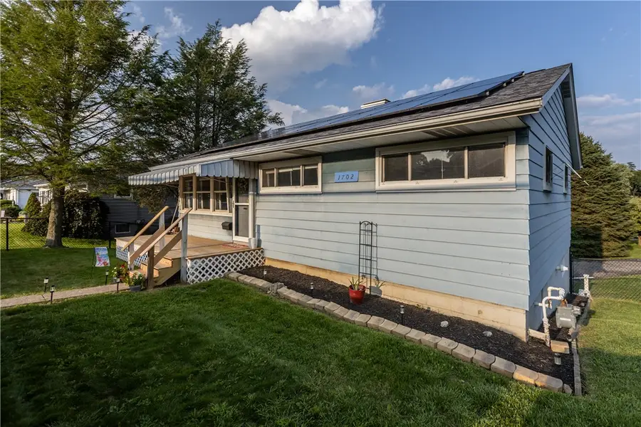 1702 Maratta Rd, Aliquippa, PA 15001 - #3