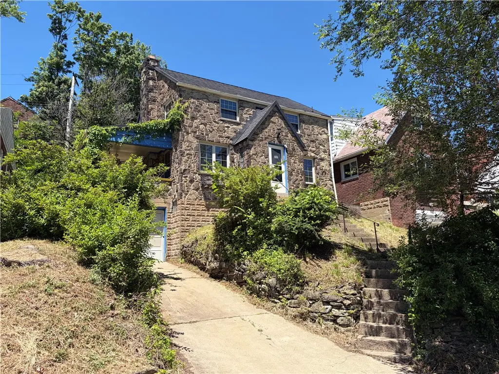 1911 Fairlawn St, Pittsburgh, PA 15221 - #1