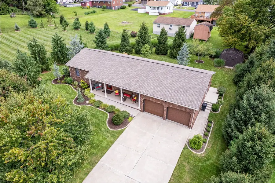 265 Iowa St, Greensburg, PA 15601 - #2