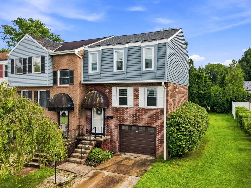 3198 Coulson Dr, Lower Burrell, PA 15068 - #1