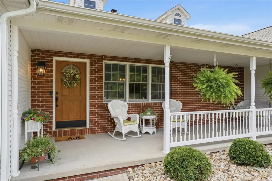 208 Arrowhead Dr, Slippery Rock, PA 16057 - #2
