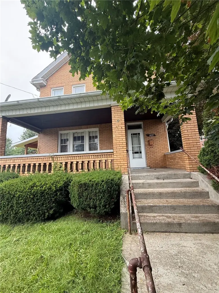 1700 Tyler St, Aliquippa, PA 15001 - #2
