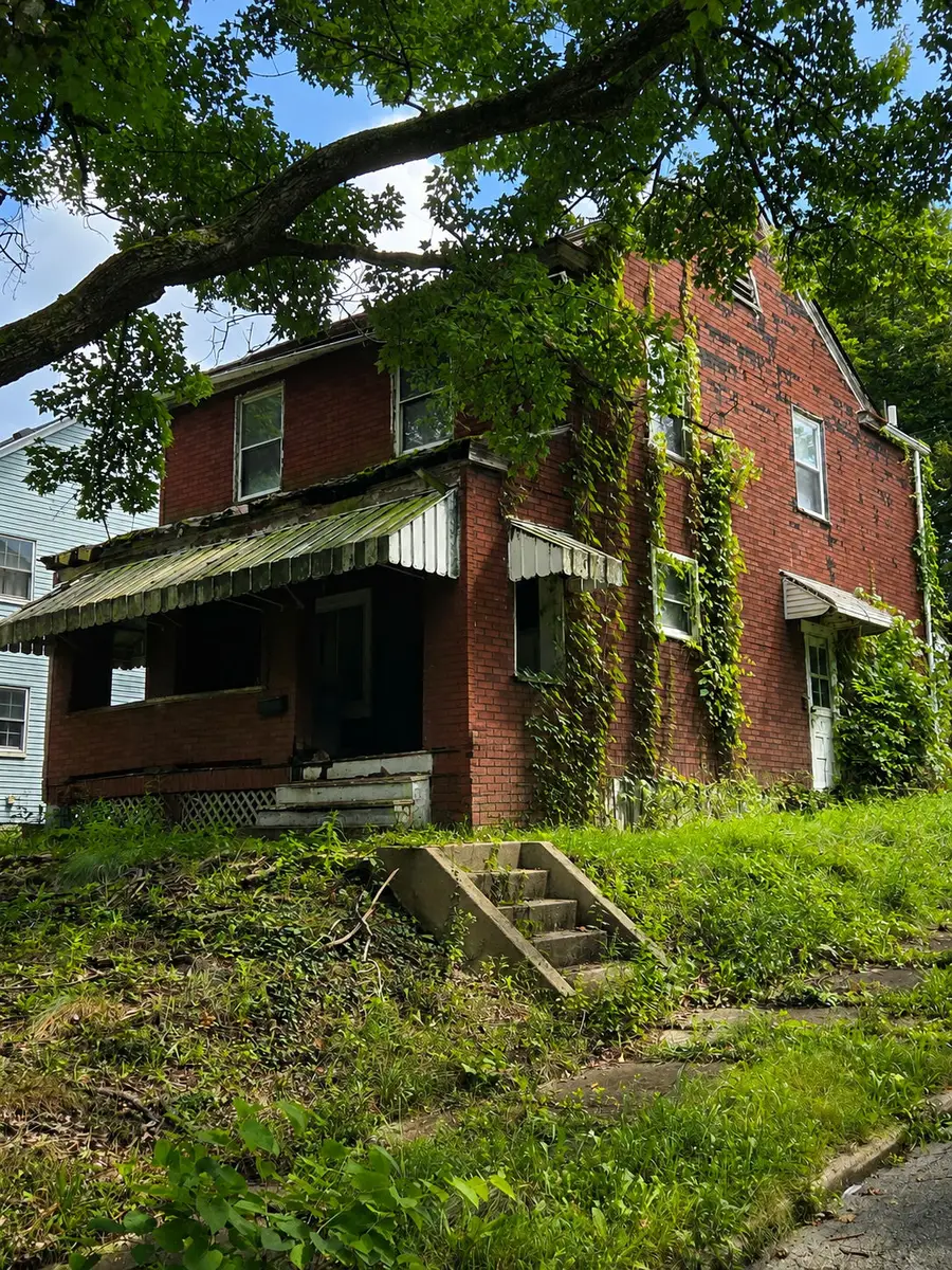 1621 Boundary Street, Aliquippa, PA 15001 - #2