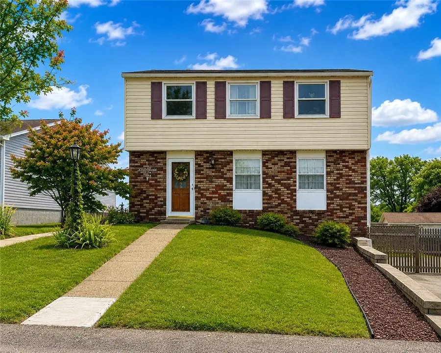 759 Crestwood Dr, Irwin, PA 15642 - #2
