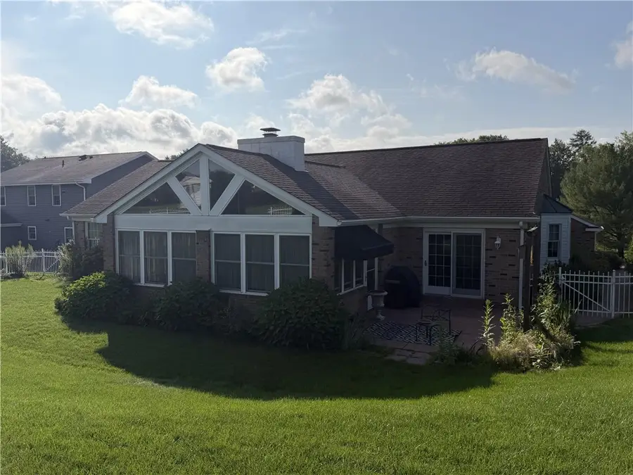 110 Chapel View Dr, Greensburg, PA 15601 - #2