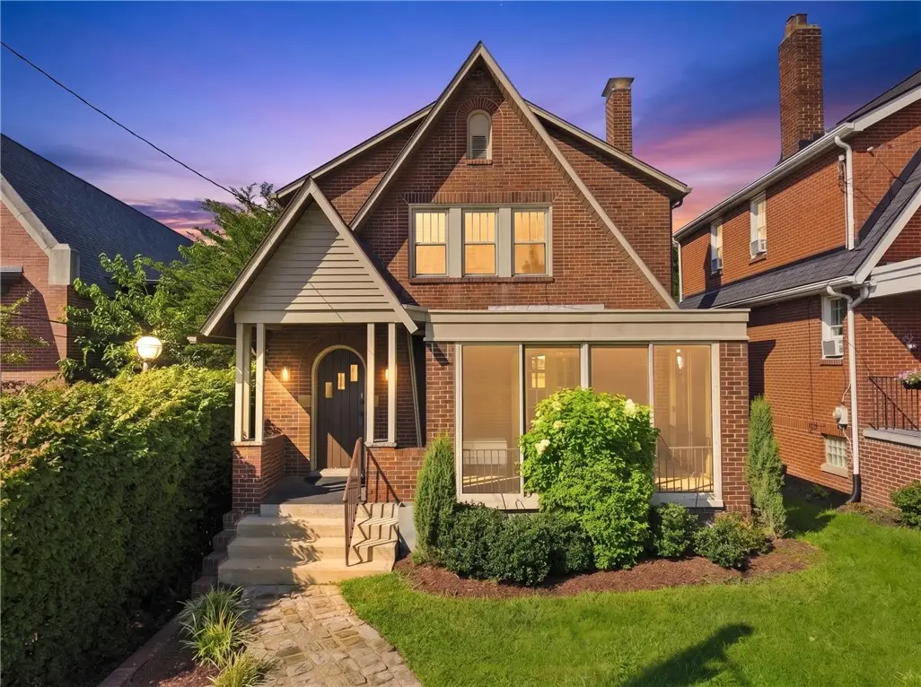 359 Pennsylvania Avenue, Oakmont, PA 15139 - #1