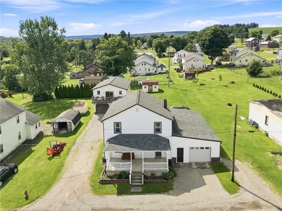 141 E 3rd St, Gray, PA 15544 - #2