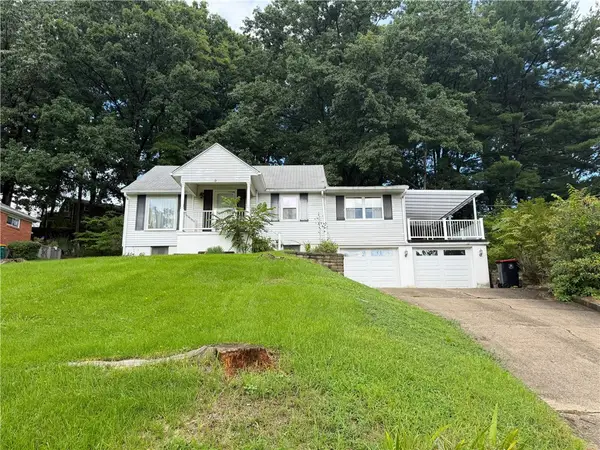 9 Cherokee Dr, Pittsburgh, PA 15205