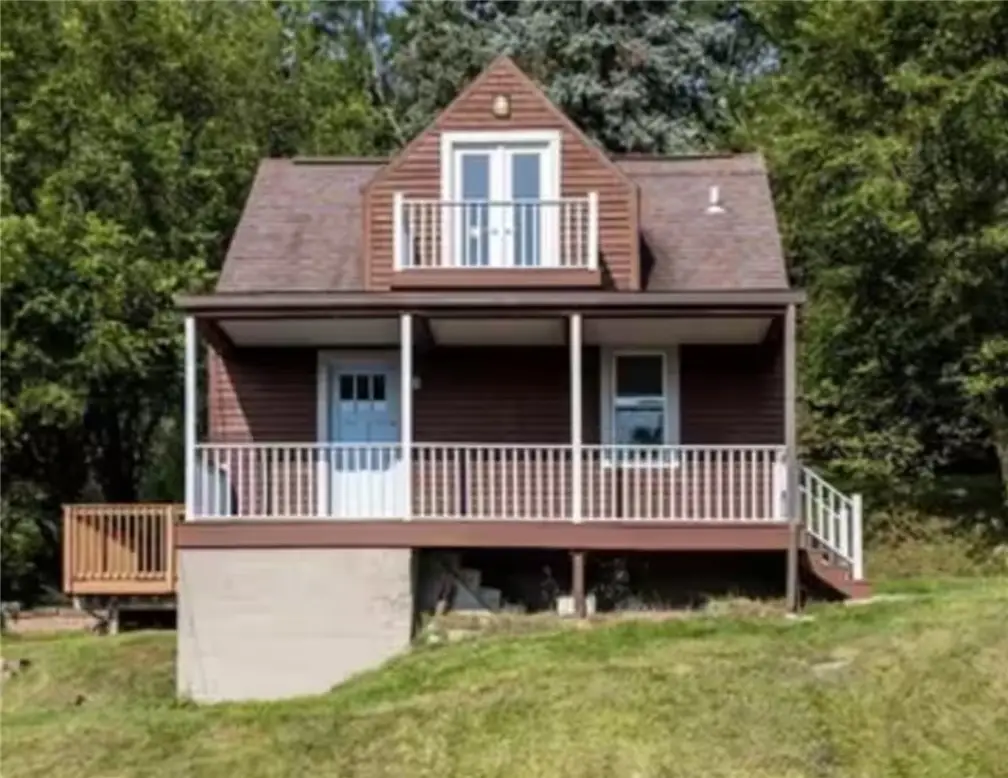 2133 E Beckert Ave, Pittsburgh, PA 15212 - #1