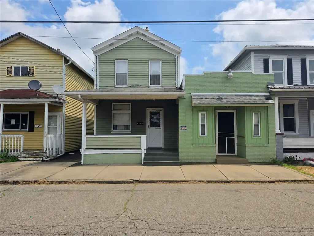 1714 4th Ave, Beaver Falls, PA 15010 - #1