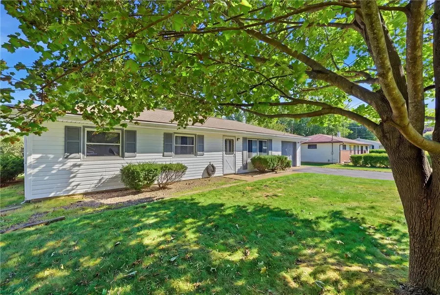 1000 Clarksville Rd, Hermitage, PA 16148 - #2