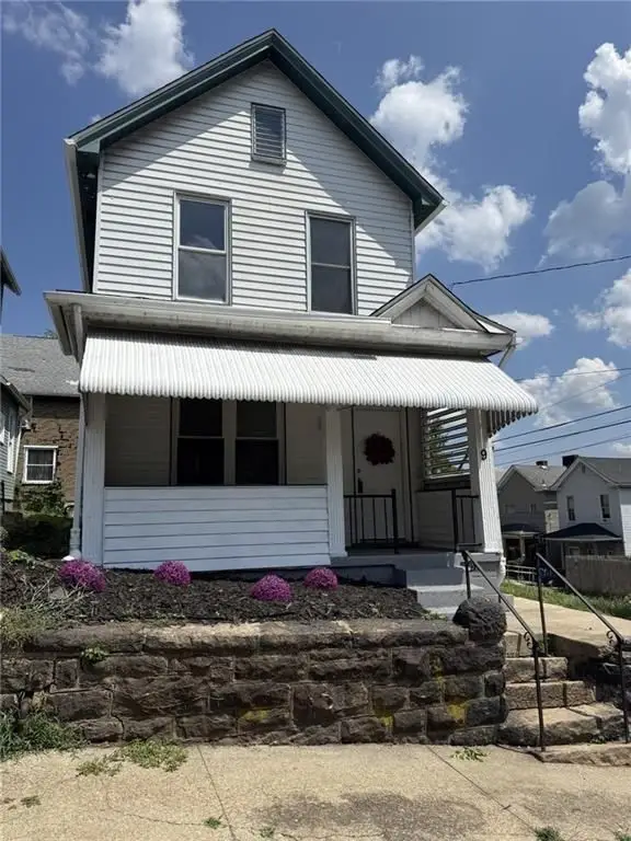 9 E Gaskill Ave, Jeannette, PA 15644 - #1