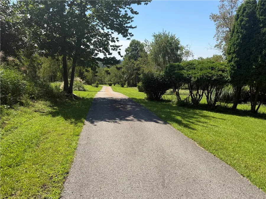 120 Hawkview Lane, Latrobe, PA 15650 - #3