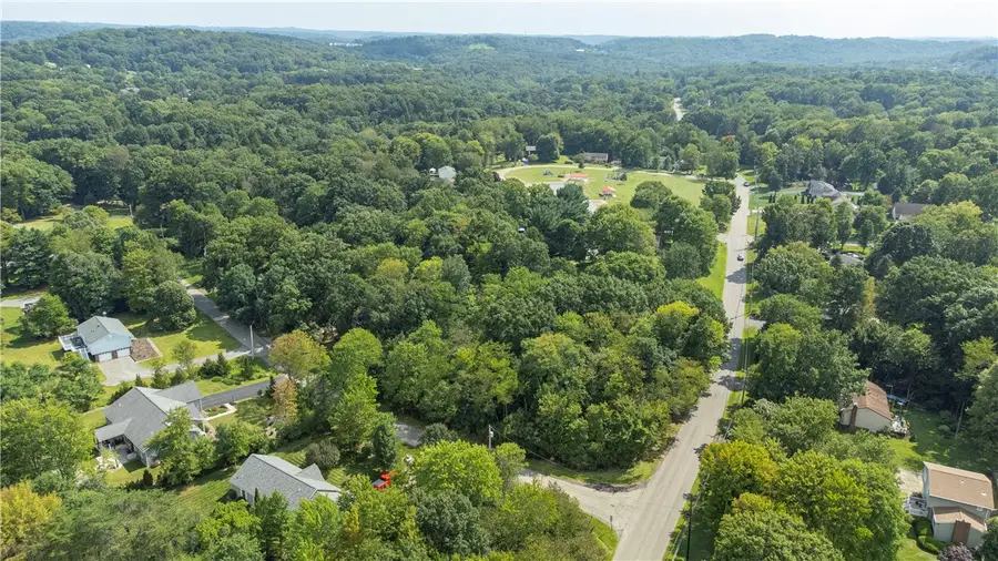 664 Bradford Park (100-b Heath), Baden, PA 15005 - #3