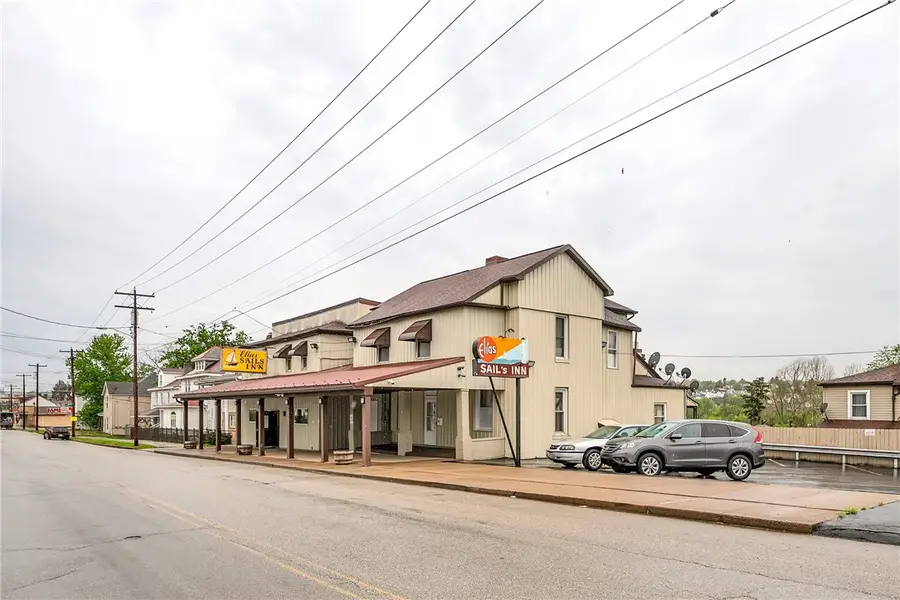 277 N Gallatin Ave, Uniontown, PA 15401 - #2