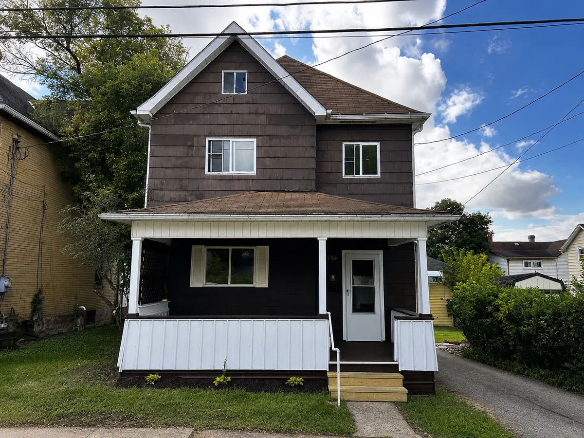 710 Irving Street, Vandergrift, PA 15690 - #1
