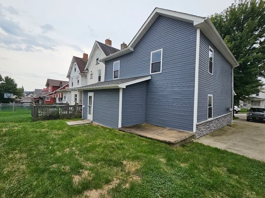 445 Ohio Ave, Rochester, PA 15074 - #3