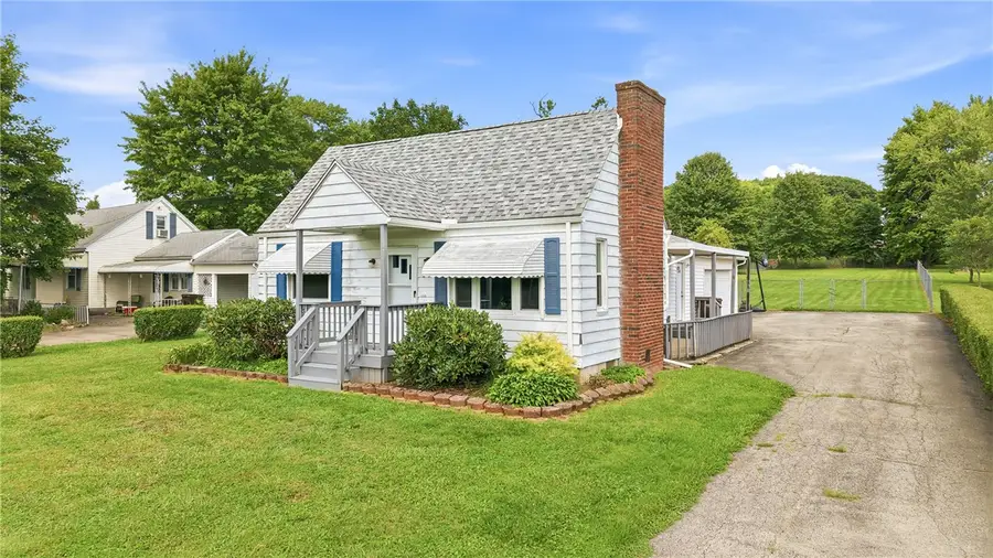 3710 Tamarack Dr, Sharpsville, PA 16150 - #2