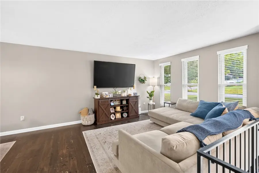 4714 Woodlake Dr, Allison Park, PA 15101 - #2