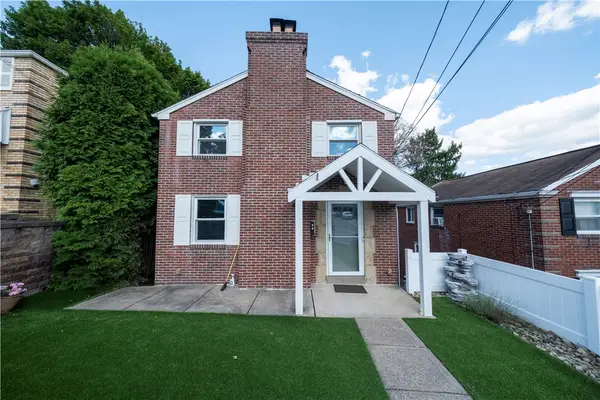34 Hempstead Ave, Pittsburgh, PA 15229