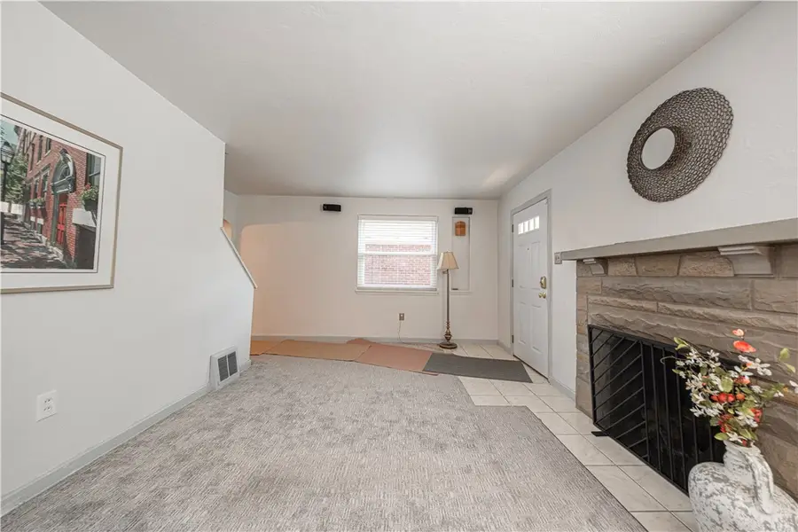 34 Hempstead Ave, Pittsburgh, PA 15229 - #2