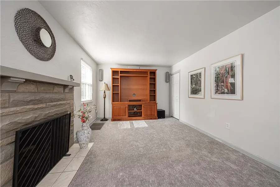 34 Hempstead Ave, Pittsburgh, PA 15229 - #3