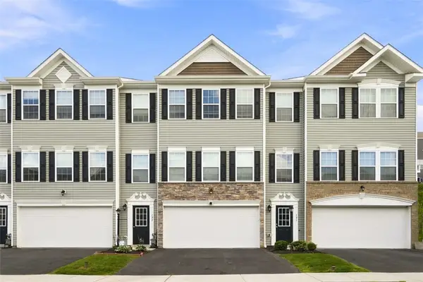 193 Lockheed Dr, Coraopolis, PA 15108