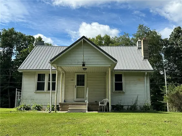 120 Maple Rd, Karns City, PA 16041