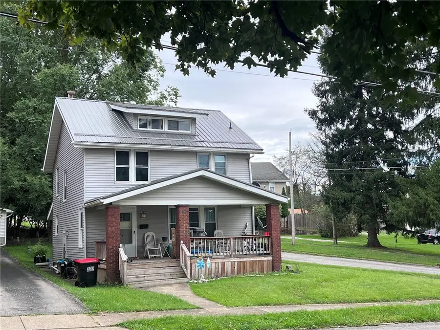 1002 N Mercer St, New Castle, PA 16101 - #3