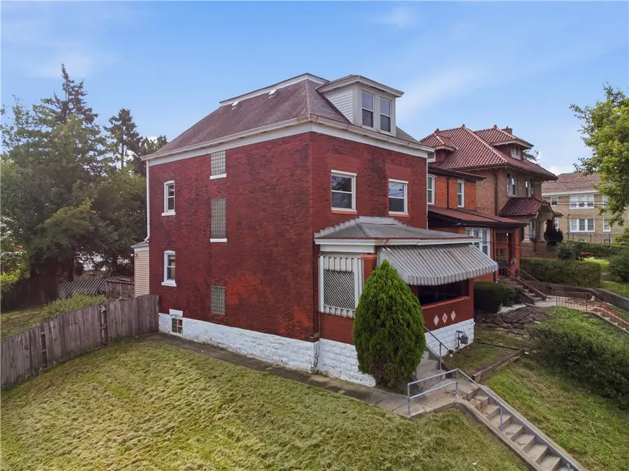 1335 Beechview Ave, Pittsburgh, PA 15216 - #2