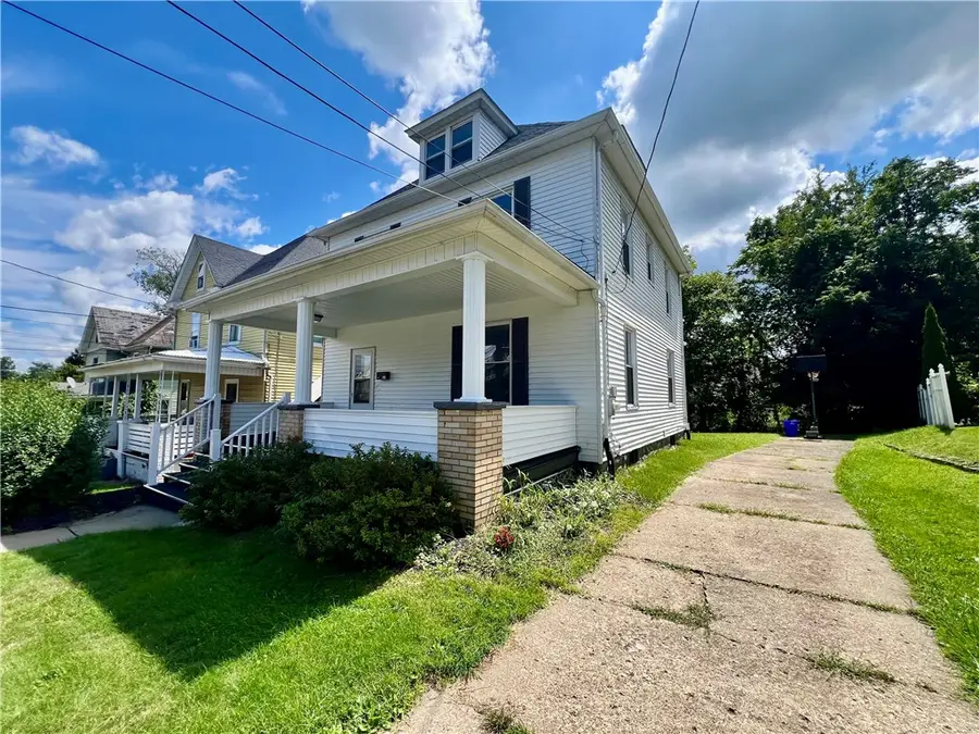 316 E Winter Ave, New Castle, PA 16101 - #2