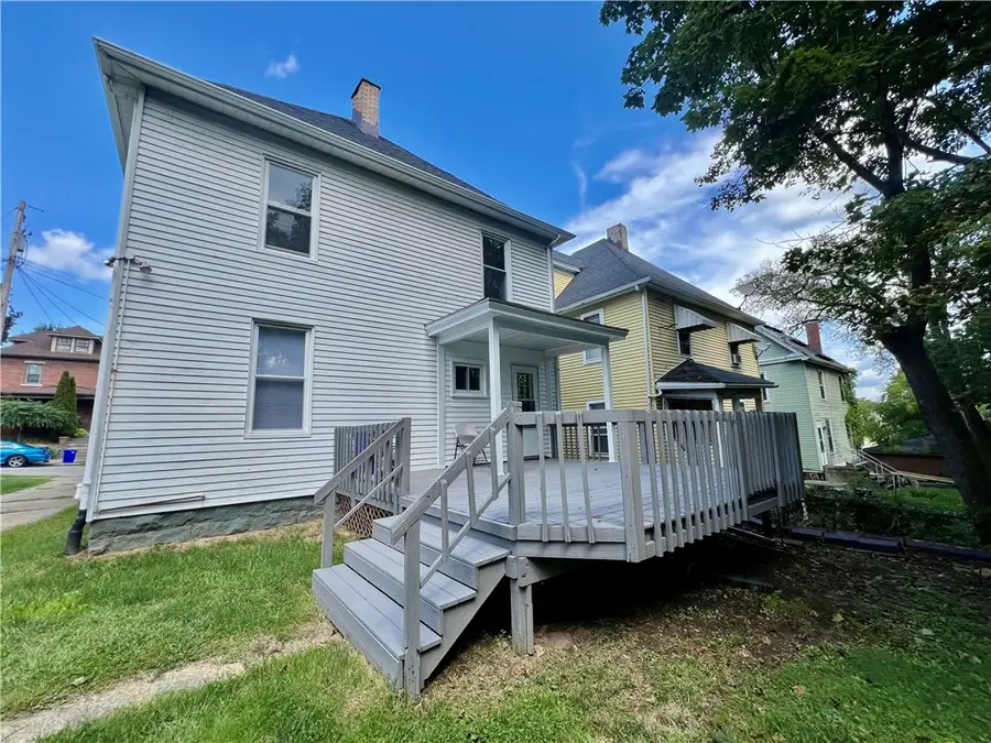 316 E Winter Ave, New Castle, PA 16101 - #3