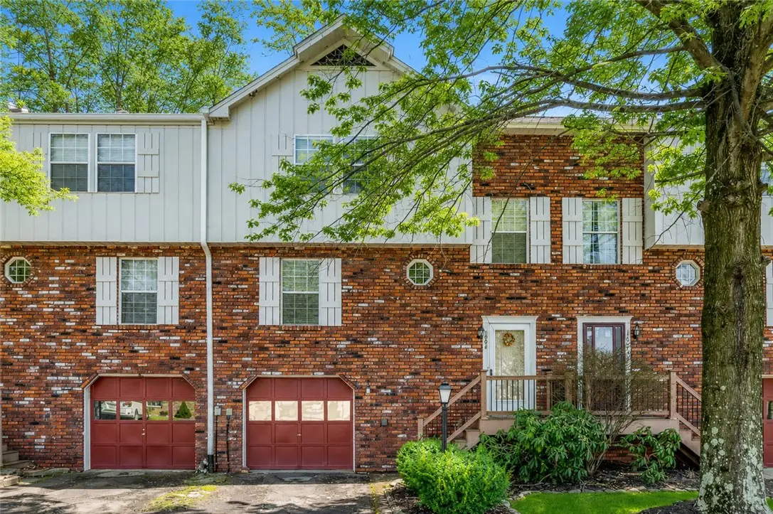 1004 Timberglen Dr, Imperial, PA 15126 - #1